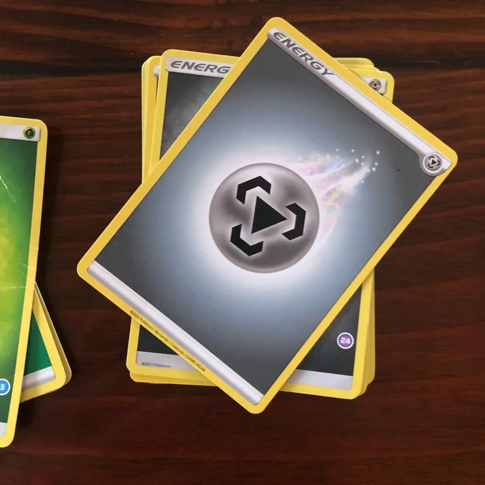 LIKE NEW Pokémon ENERGY Cards